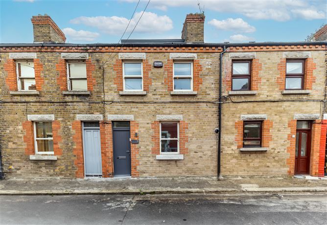 11 South Dock Place, Ringsend, Dublin 4