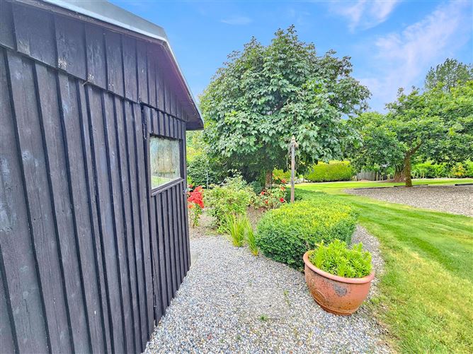 17 Edenvale, Kilrush Road, Ennis, Co. Clare