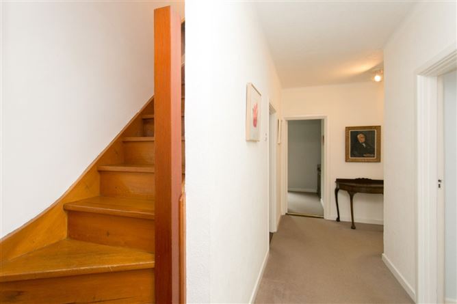 7 Oaktree Road, Stillorgan, Co. Dublin