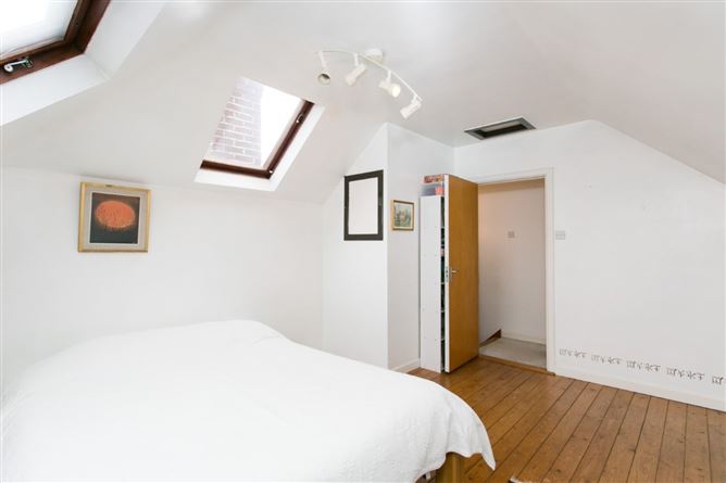 7 Oaktree Road, Stillorgan, Co. Dublin