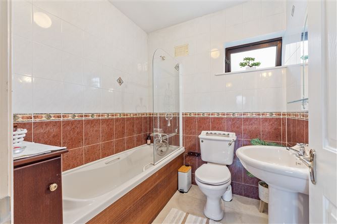 17 Ocean Wave, Aylesbury Park, Sligo, Sligo