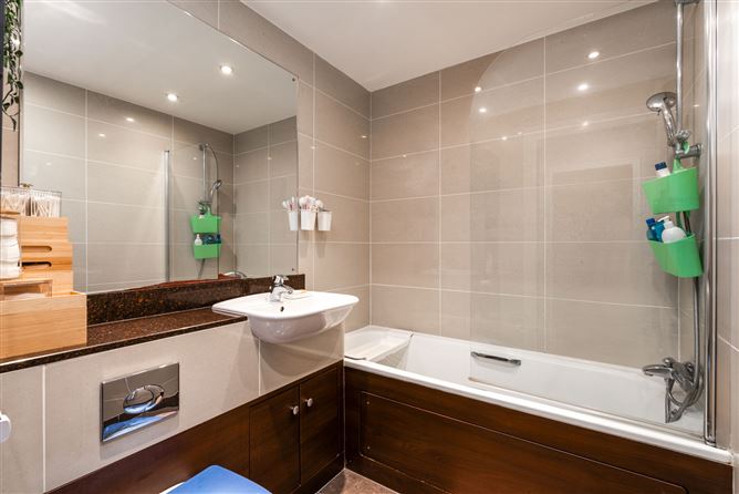 12 The Croft, Parc Na Silla Avenue, Loughlinstown, Dublin 18