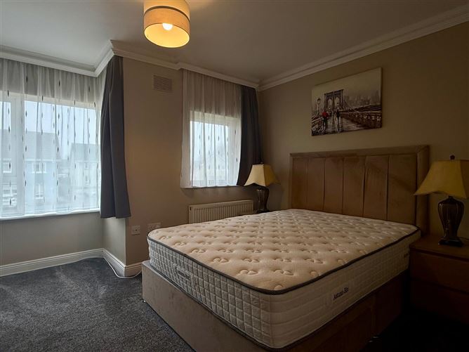 102 Laurel Grove, Tagoat, Wexford