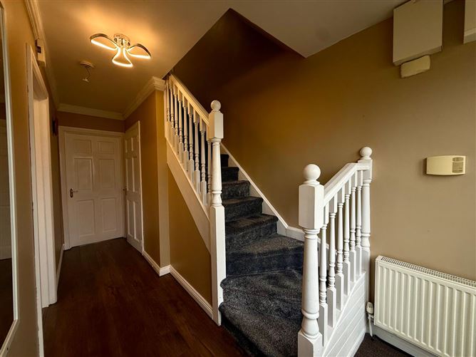 102 Laurel Grove, Tagoat, Wexford