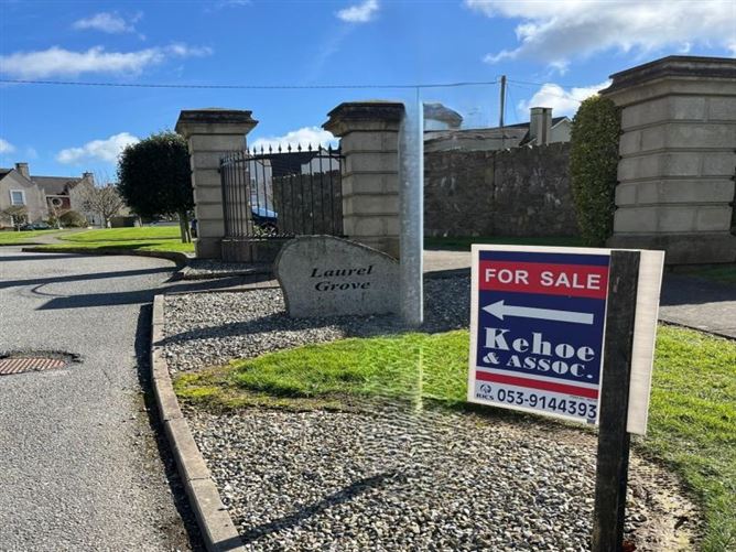 102 Laurel Grove, Tagoat, Wexford