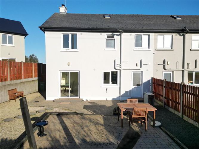 Photo 17 of 21 — 92 Tarmon Manor, Castlerea, Roscommon