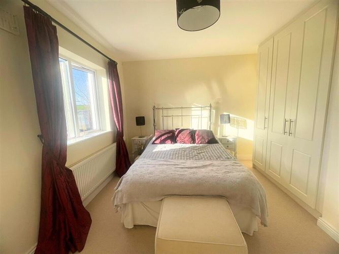 Photo 11 of 21 — 92 Tarmon Manor, Castlerea, Roscommon