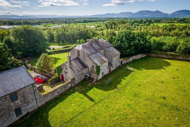 Brookfield House, Tincurry, Cahir, Co. Tipperary, Tipperary