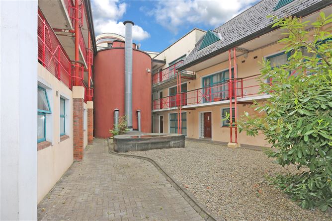 Apt 1, Steamboat Quay, Dock Road, Limerick