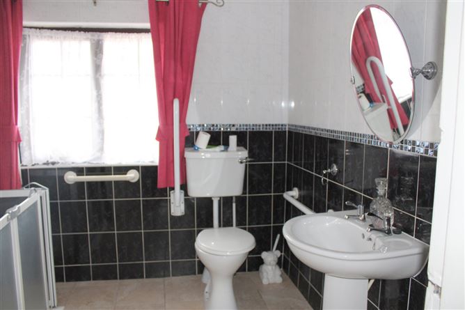 20 Kennedy Park, Wexford Town