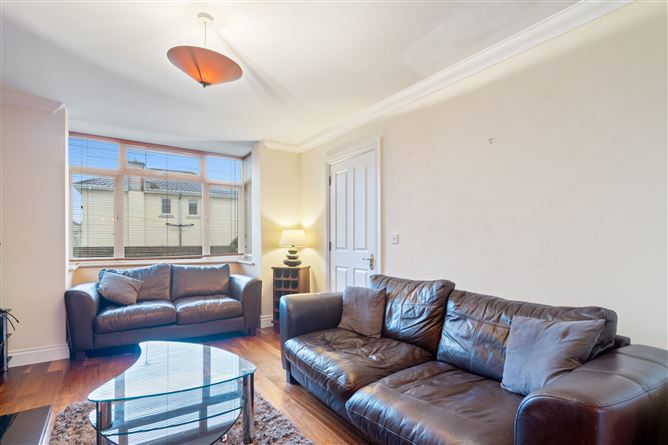 4 The Crescent, Oranhill, Oranmore, Galway