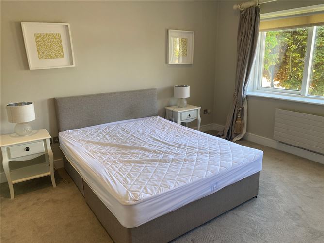 4 Joyce Hall, Carrickmines Wood, Carrickmines, Dublin 18
