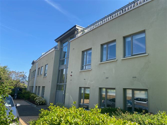 4 Joyce Hall, Carrickmines Wood, Carrickmines, Dublin 18