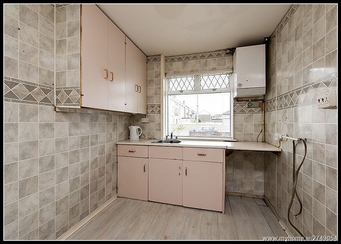 83 SANDYHILL GARDENS, Ballymun,   Dublin 11