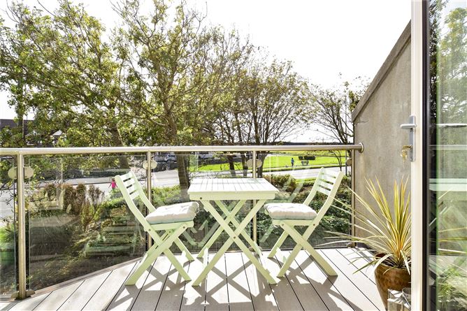 2 Gleann Eorna, Cois Cuain, Salthill, Galway