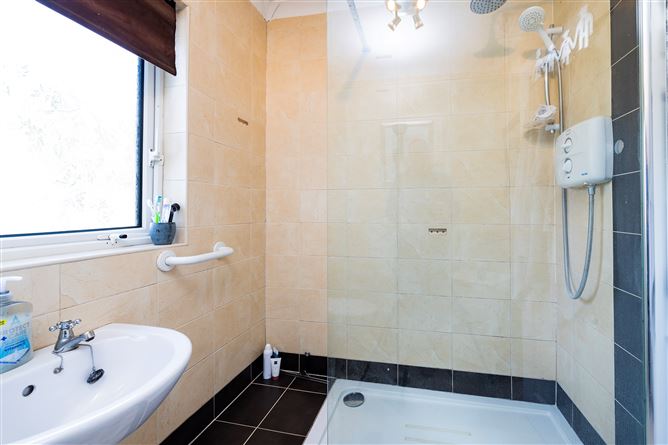 130 SANTRY CLOSE, Santry, Dublin 9