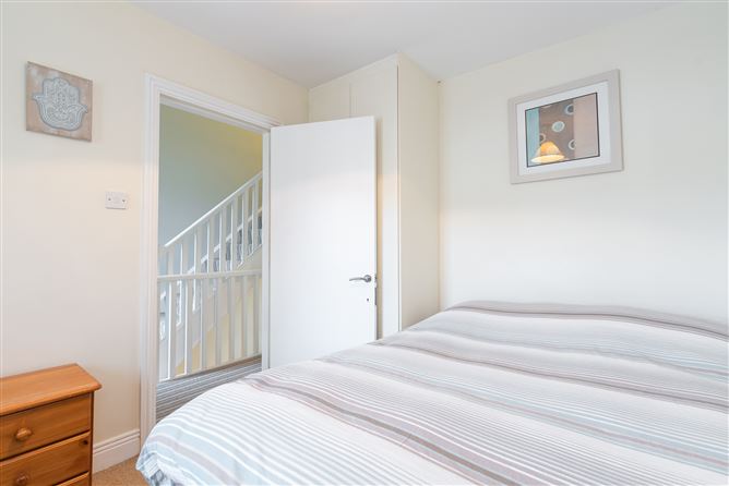 76 Hunters Walk Hunterswood, Ballycullen, Dublin 24
