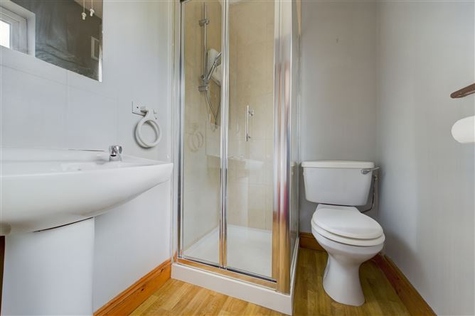 32 The Grange, John's Hill, Waterford City, Waterford