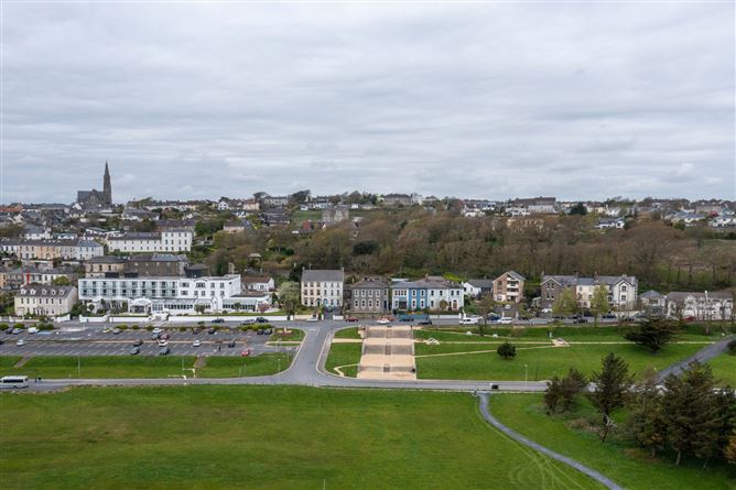 Easton House, Lower Branch Road, Tramore, Co. Waterford