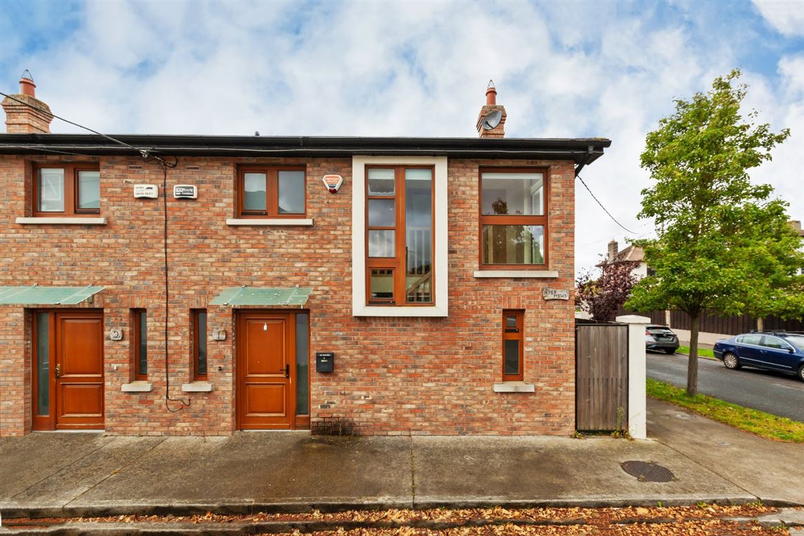 1 The Rise Mews, Glasnevin, Dublin 9
