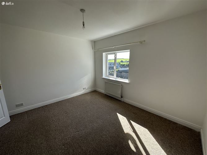 13 Hillcrest Court, Riverstick, Cork