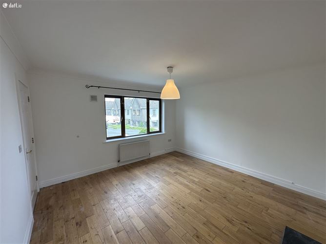 13 Hillcrest Court, Riverstick, Cork