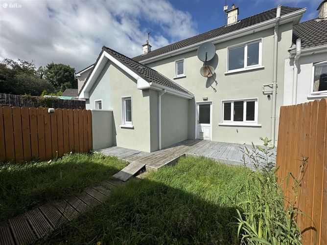 13 Hillcrest Court, Riverstick, Cork