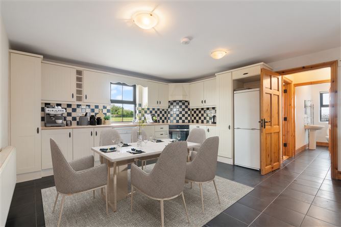 The Meadows, Mountain West, Oranmore, Galway
