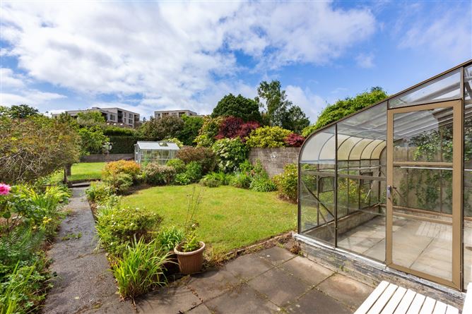 14 Eden Park Road, Goatstown, Dublin 14