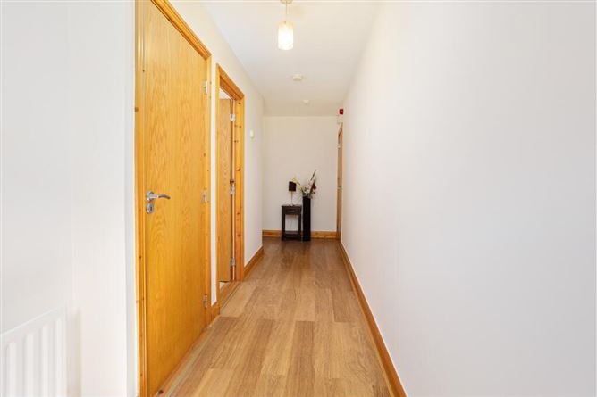 21 Woodbrook Crescent, Riverwood Road, Castleknock, Dublin