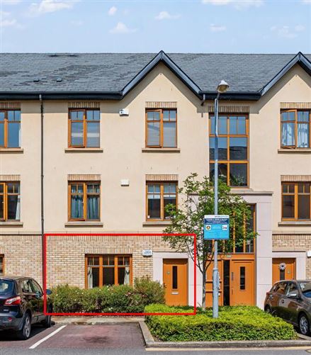 21 Woodbrook Crescent, Riverwood Road, Castleknock, Dublin