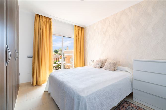 Spain, Marbella, Nueva Andalucia - COSTA-01015P