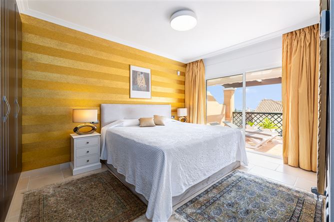 Spain, Marbella, Nueva Andalucia - COSTA-01015P