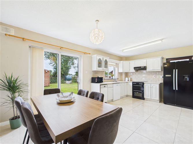 8 Aherlow, Heights, Tipperary Town, Co. Tipperary