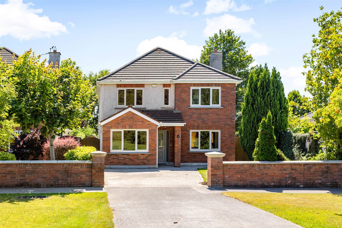 8 Greenmount Park, Green Road, Curragh, Co. Kildare