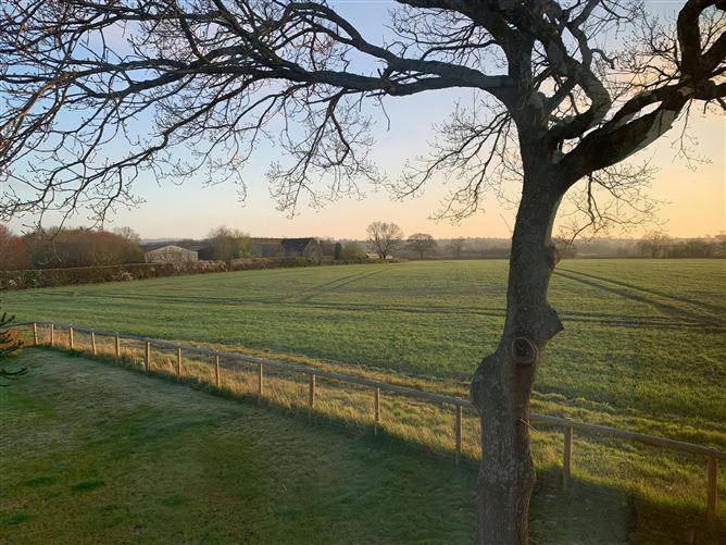 Cotswold Honey Coloured Cottage,Draycott, Gloucestershire, United Kingdom