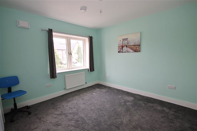37 Shackleton Drive, Lucan, Co. Dublin