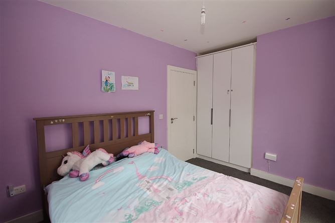 37 Shackleton Drive, Lucan, Co. Dublin