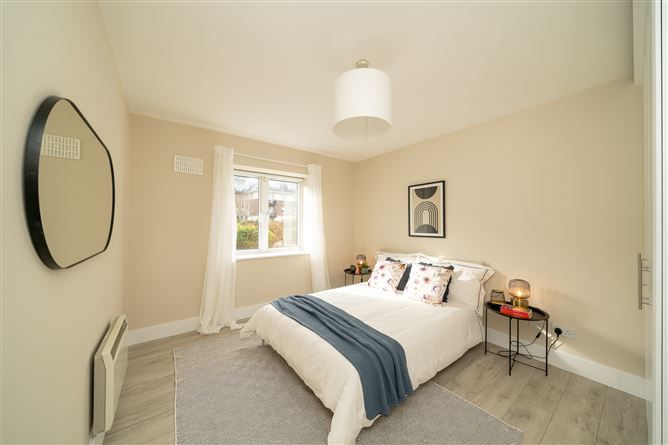 211 Hampton Square, Navan Road, Dublin 7