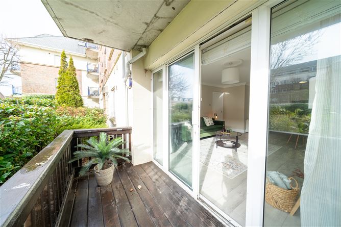 211 Hampton Square, Navan Road, Dublin 7