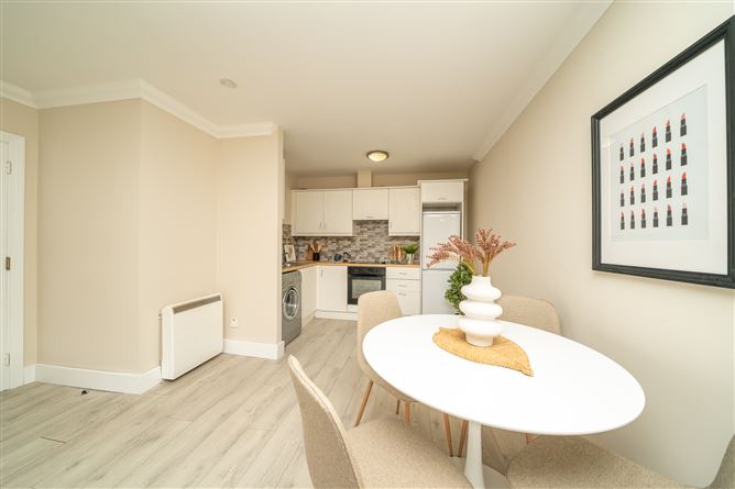 211 Hampton Square, Navan Road, Dublin 7