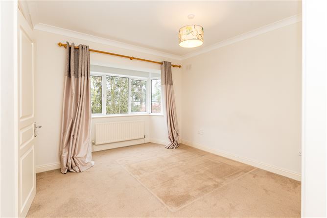 16 The Beeches, Castleknock, Dublin 15