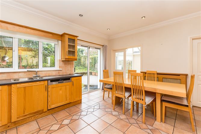 16 The Beeches, Castleknock, Dublin 15
