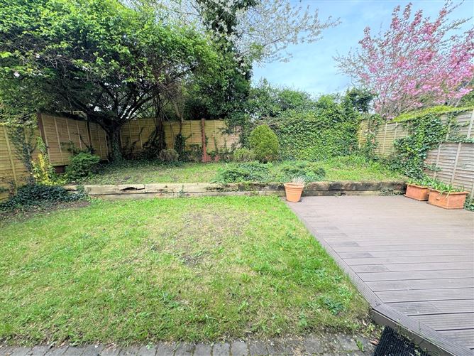 16 The Beeches, Castleknock, Dublin 15