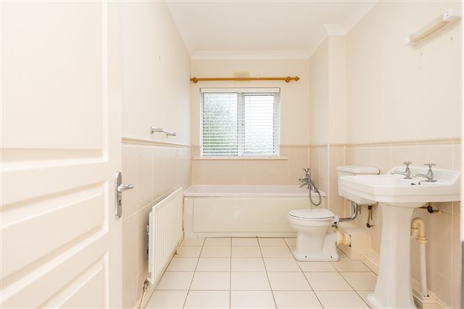 16 The Beeches, Castleknock, Dublin 15