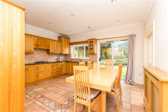 16 The Beeches, Castleknock, Dublin 15
