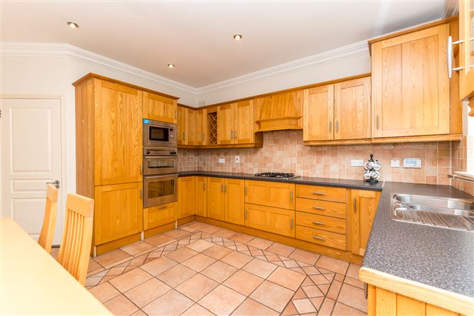 16 The Beeches, Castleknock, Dublin 15