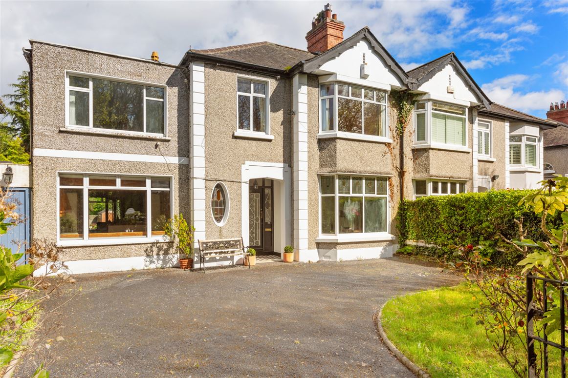 16 Lakelands Park, Terenure, Dublin 6w