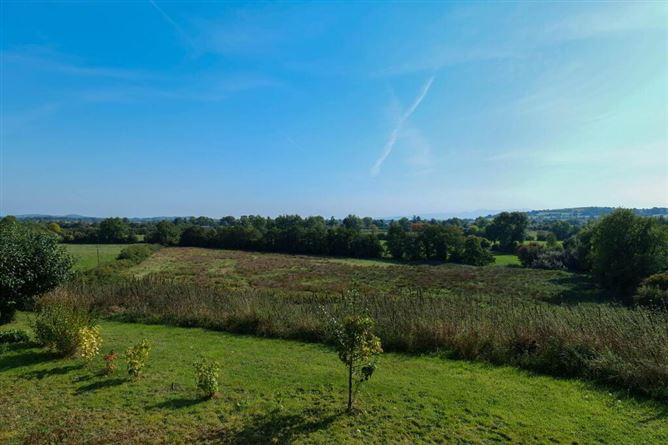 Knockderk, Lough Gur, Bruff, Limerick