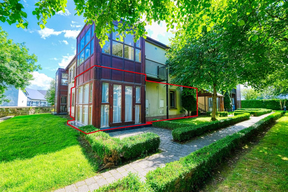 29 Saint Albans, Battery Road, Longford